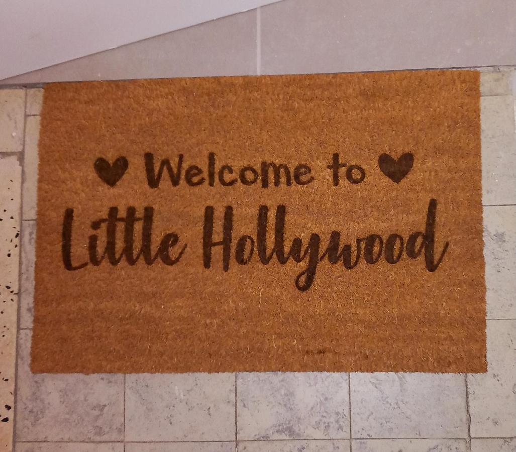 Little Hollywood Apartment Остенде Екстериор снимка